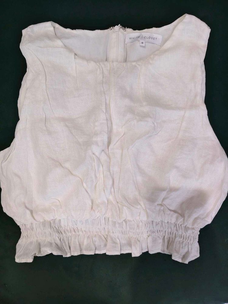 ☁️ChicWhite Cropped Linen Top💋