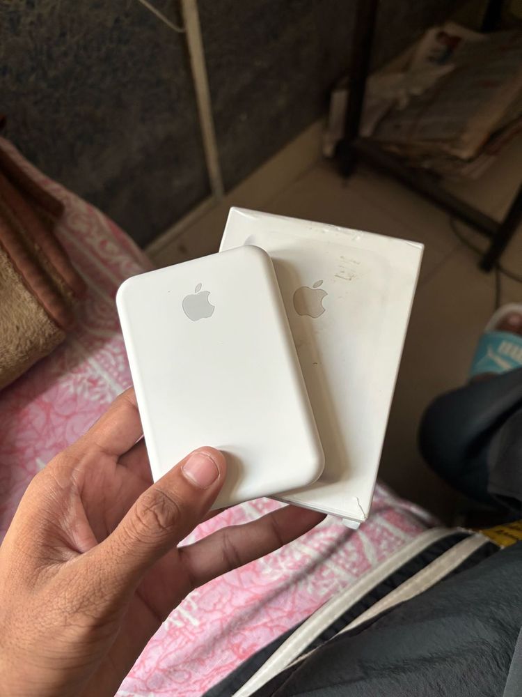 Apple Magsafe First Copy 5000 Mah Like OG