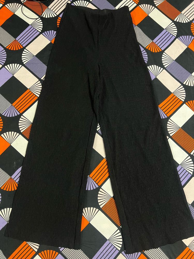 H&amp;M black crinkled wide-leg trousers