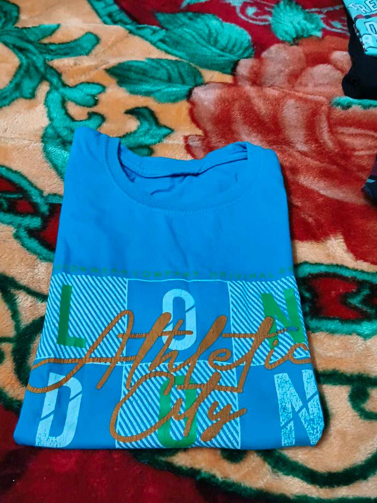 Boys T-shirt