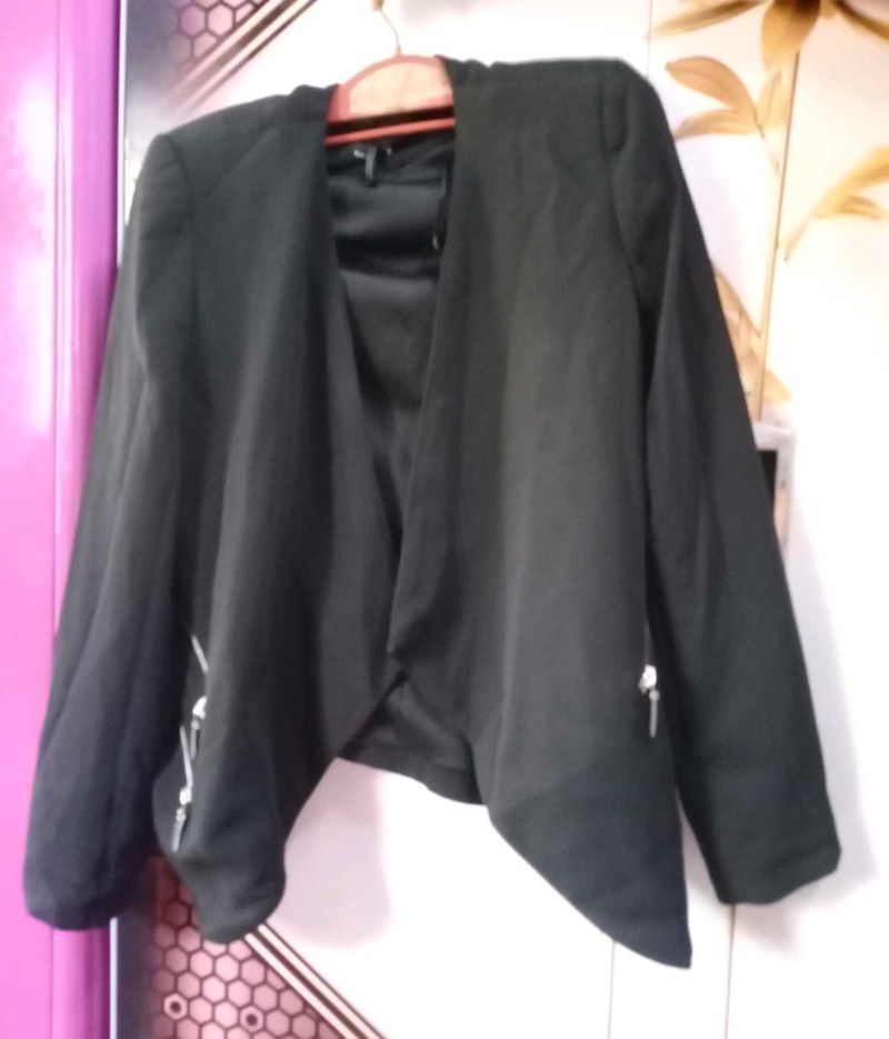 Chic Black Open Front Blazer