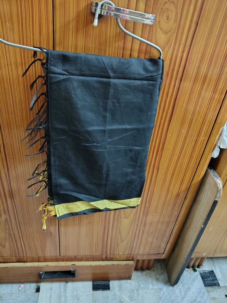 Elegant Black Dupatta with Gold Border