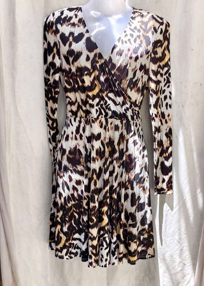 I. Stylish Leopard Print Wrap Dress