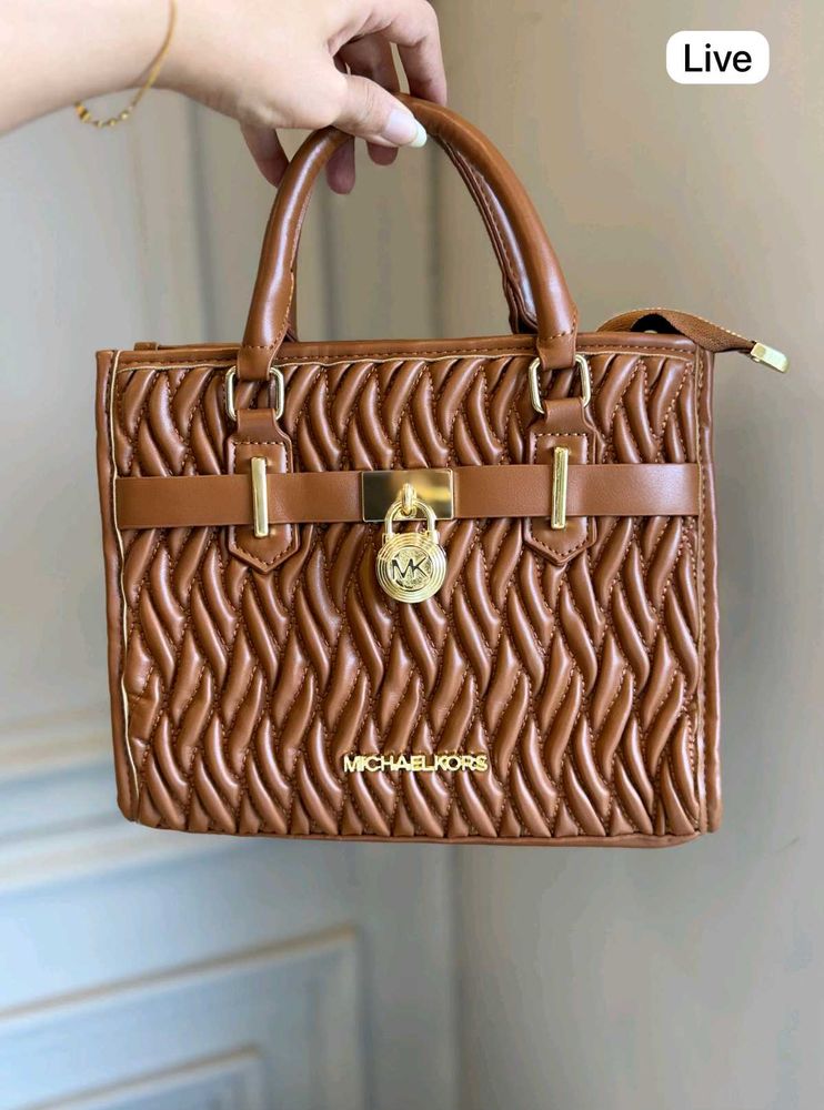 Micheal kors slingbags