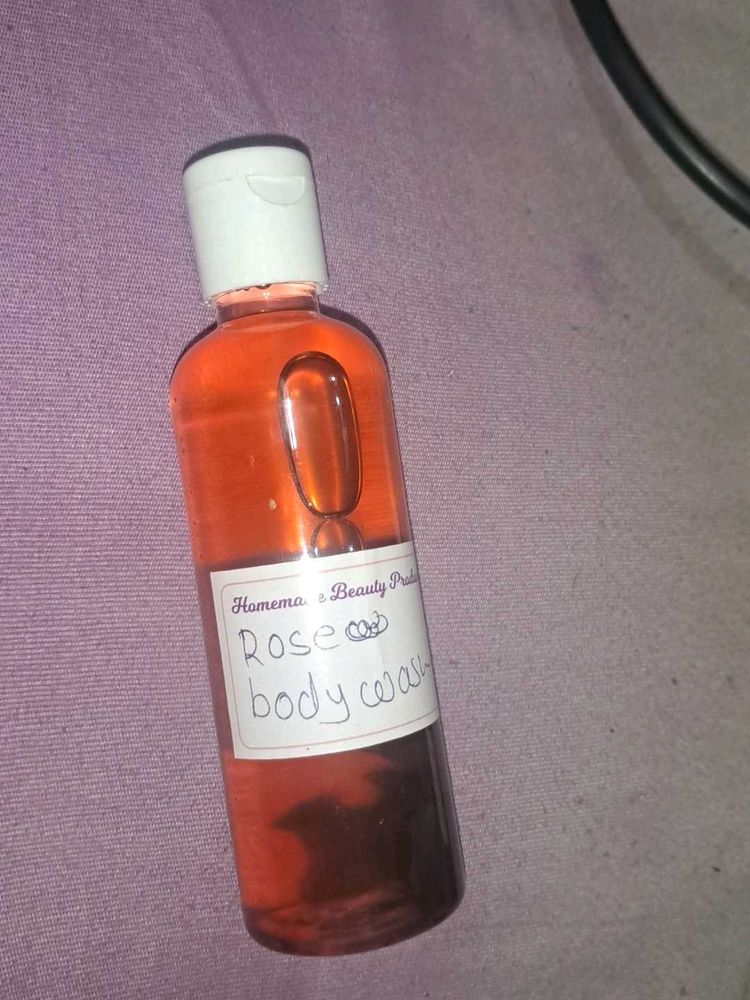 Homemade Rose Body Wash
