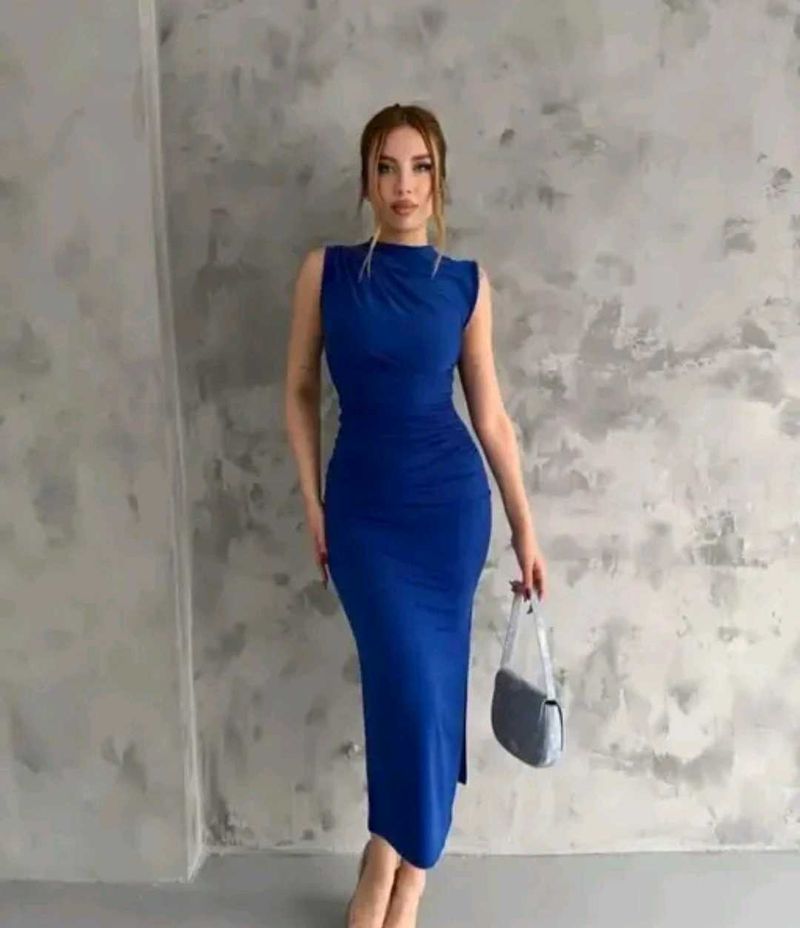 Elegant Blue Midi Dress