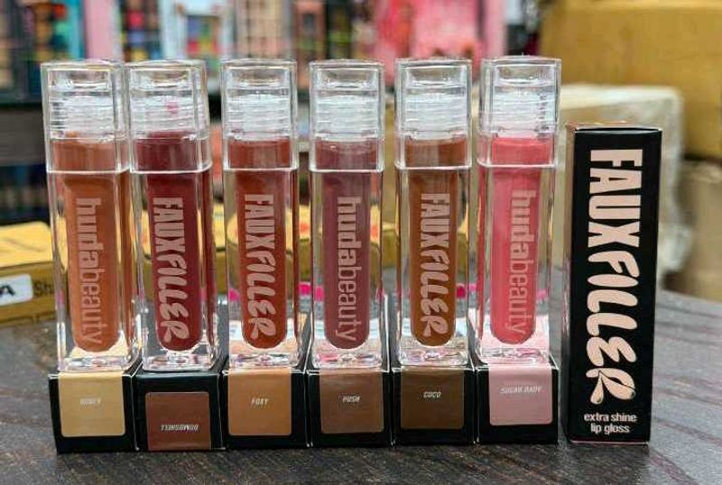 Huda Beauty Faux Filler Lip Gloss