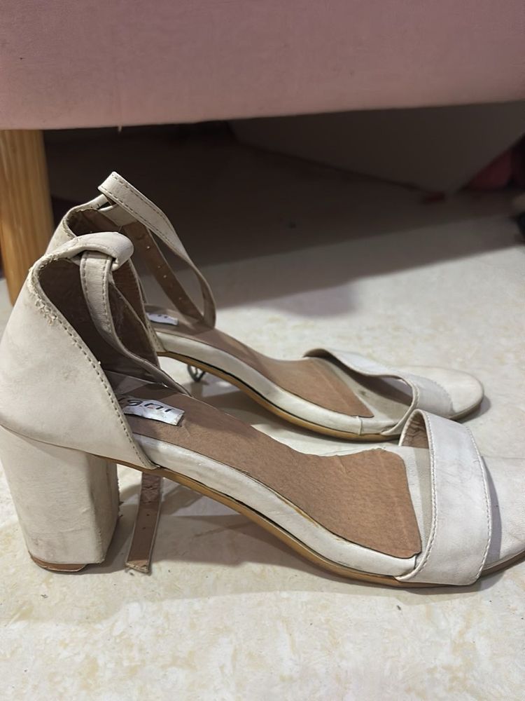 Chic Block Heel Sandals