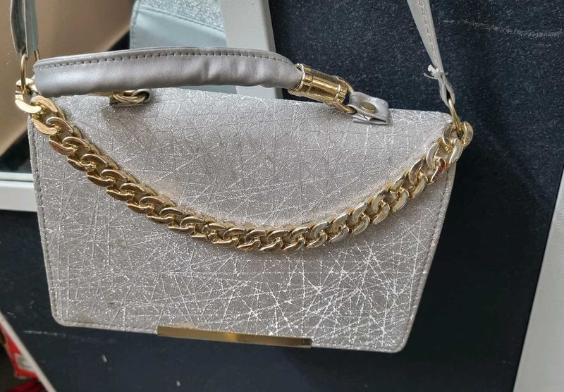Sparkly Silver Chain Clutch Bag