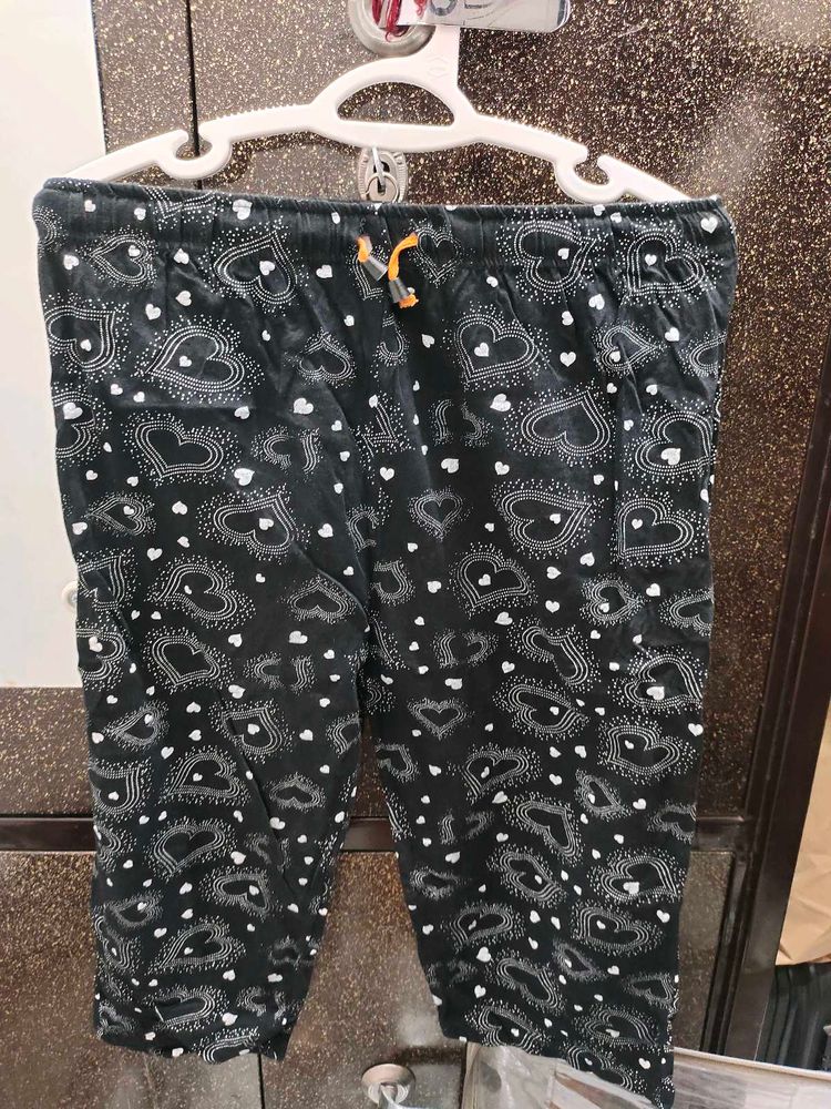 Cute Heart Print capri pants