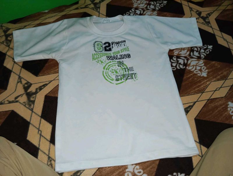 Graphic Print White T-Shirt