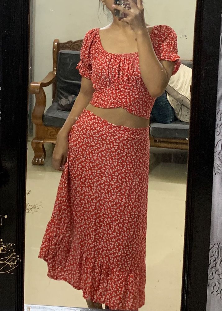 🛑PRICE DROPPED🛑Red Floral Two-Piece Set