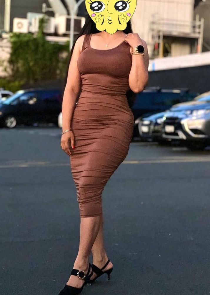 Ruched Bodycon Midi Dress