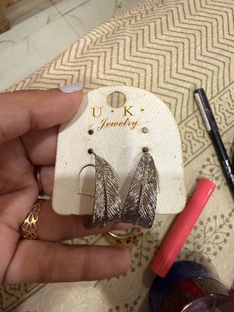 Feather Design Silver Earrings