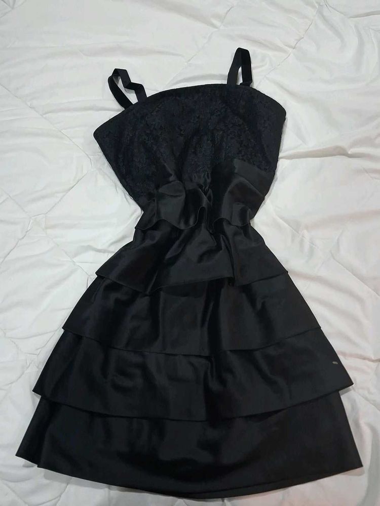 Chic Black Tiered Ruffle Dress (negotiable)