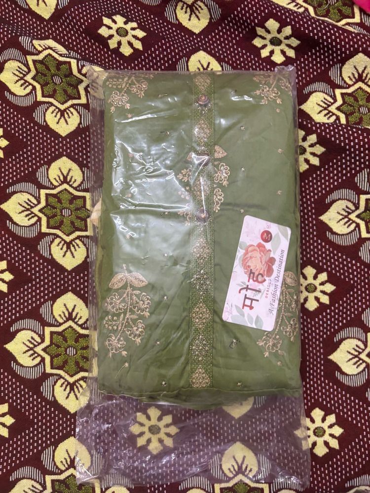 Embroidered Green Kurta Set material