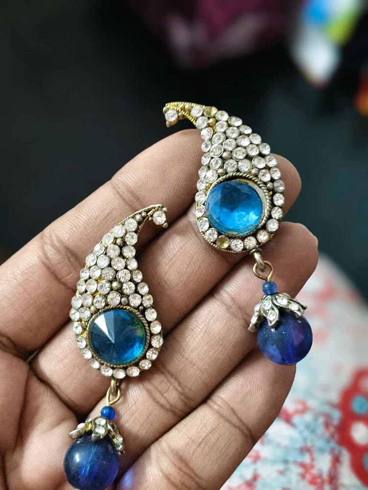 Paisley Drop Earrings - Elegant Blue Accents