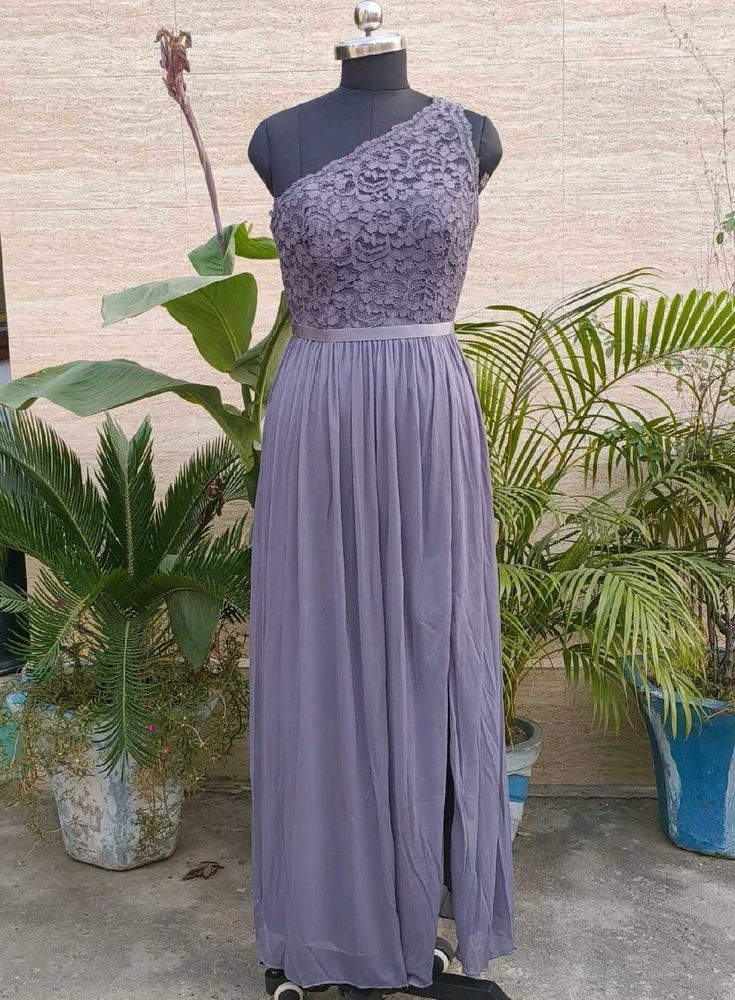one shoulder gown