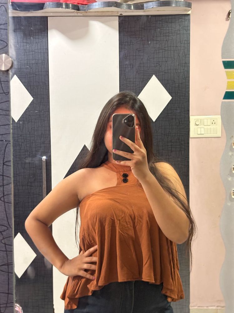 flowy Strapless and backless Top