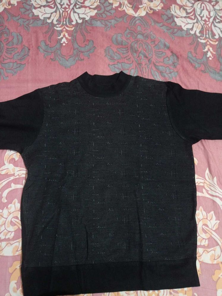 Men's Mock Neck Textured Knit Top