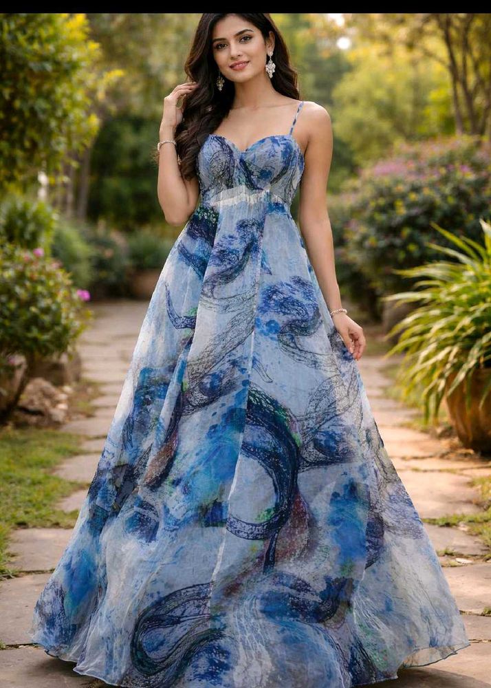 Blue Floral Print Gown 💕