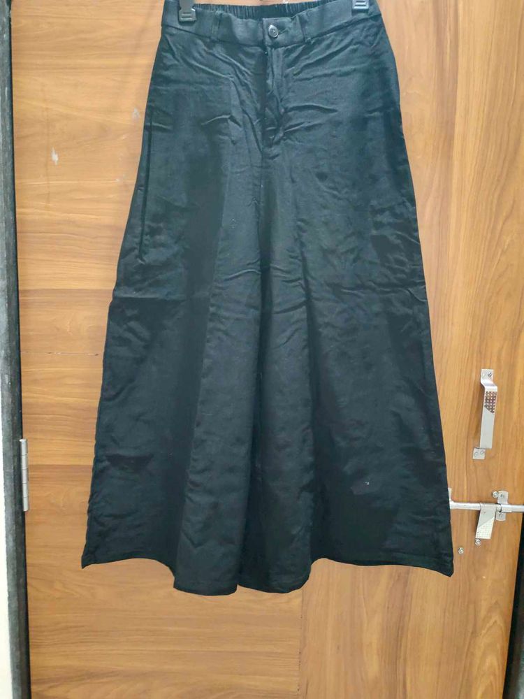 Black Wide-Leg Pants