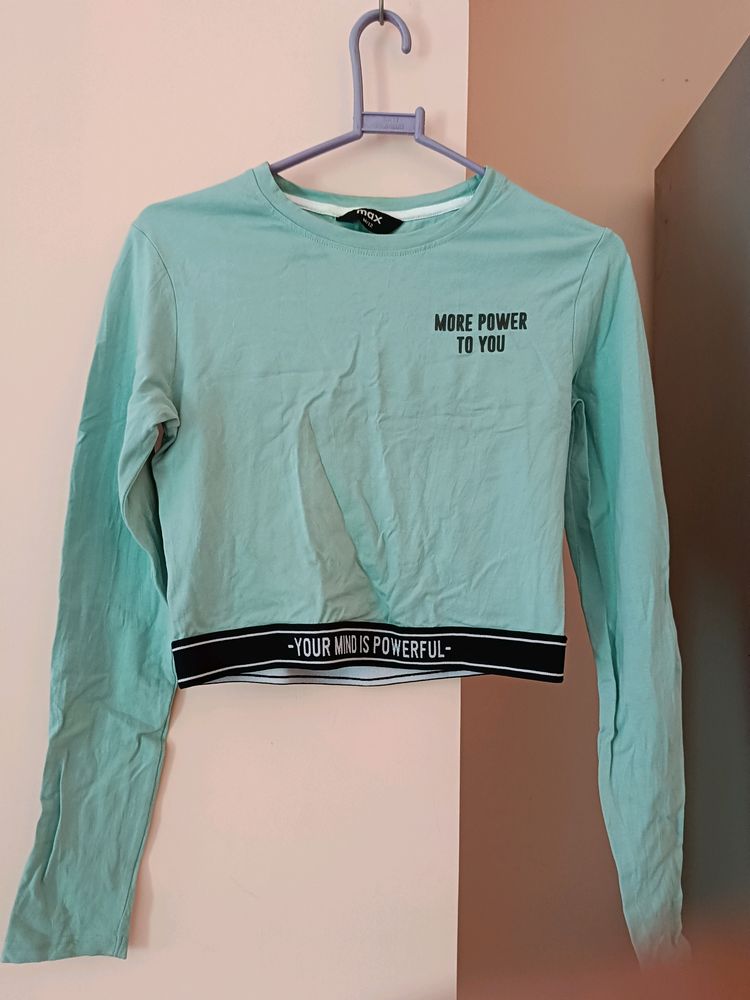 Im Selling a Fitted Top