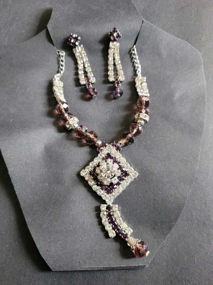 Stunning Purple &amp; Silver Necklace &amp; Earring Set