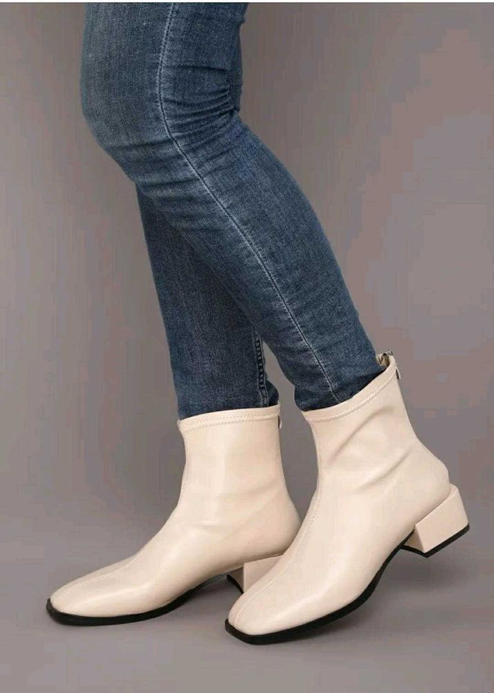👢Beige Perfect for everyday Boots