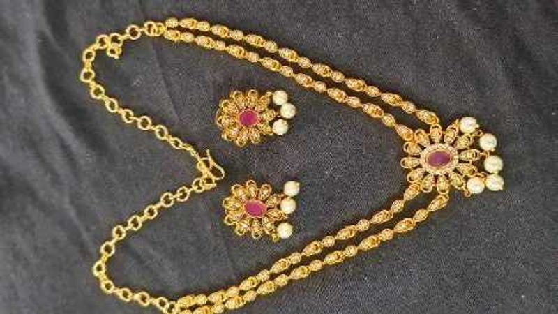 necklace
