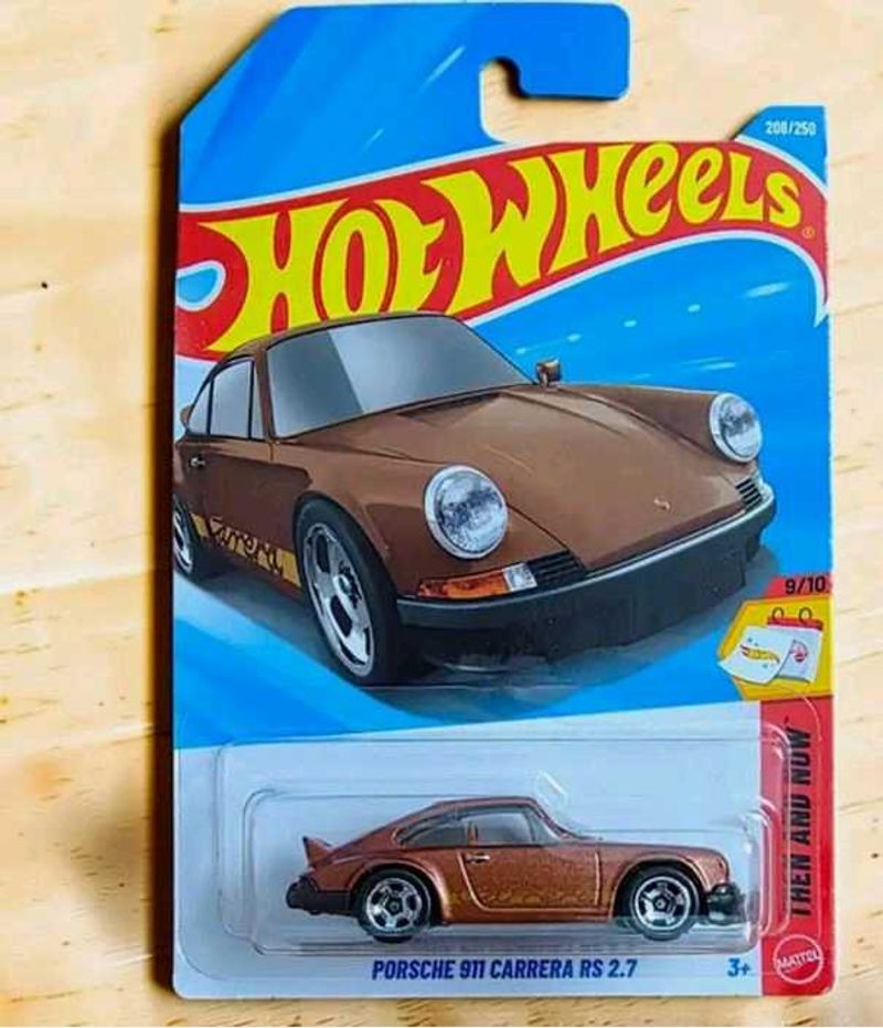 Porsche hot wheels car