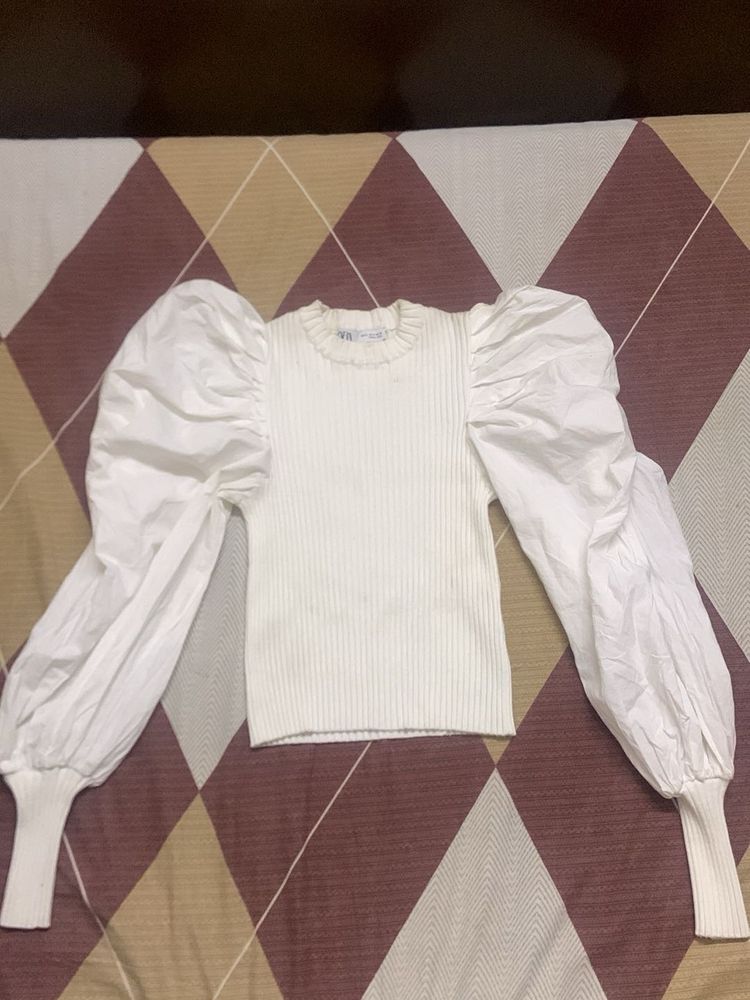 White Puff Sleeve Knit Top