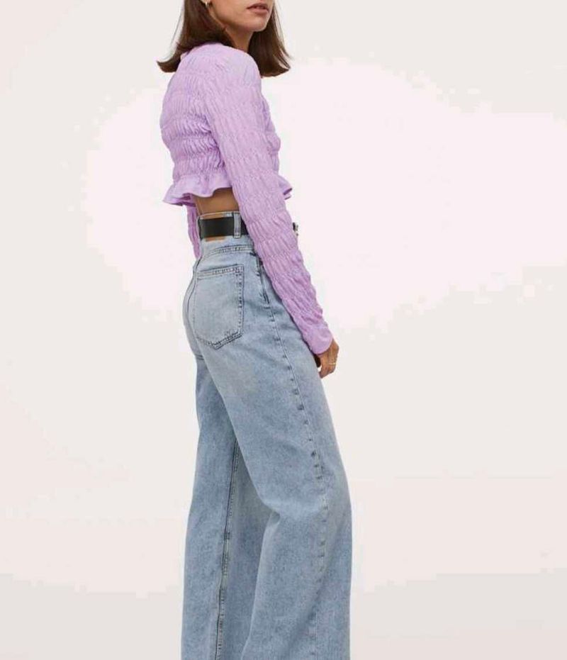 H&amp;M Smocked Crop Top