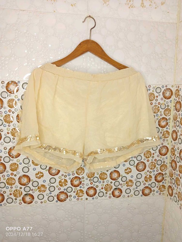 Gold Casual Briefs (Girls) freebie