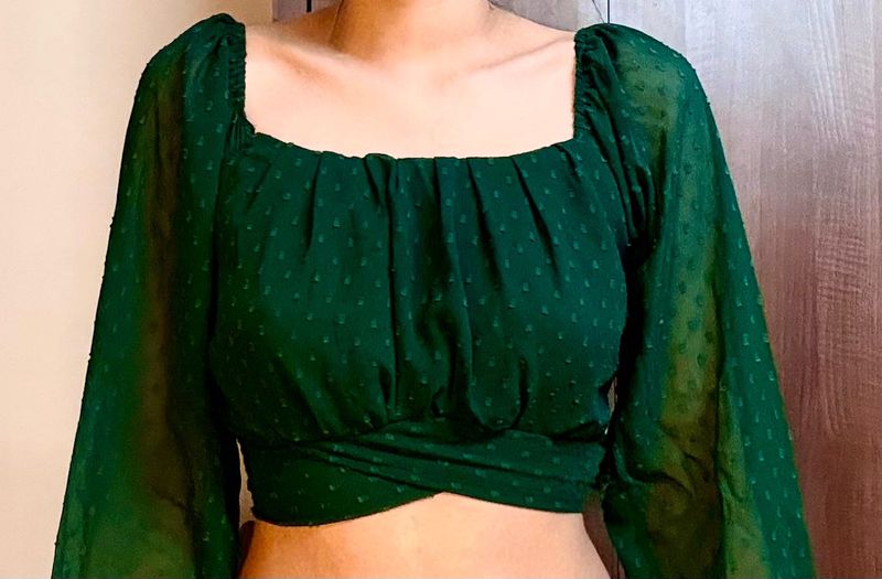 Chic Green Crop Top