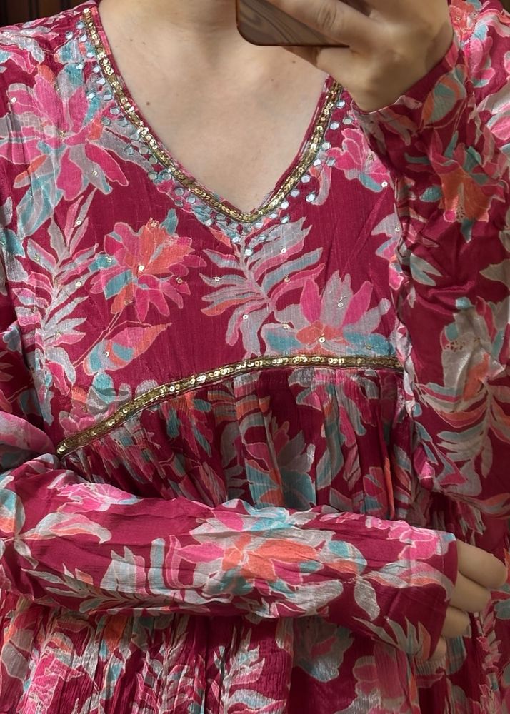 Floral Print nyra chinnon Kurta set