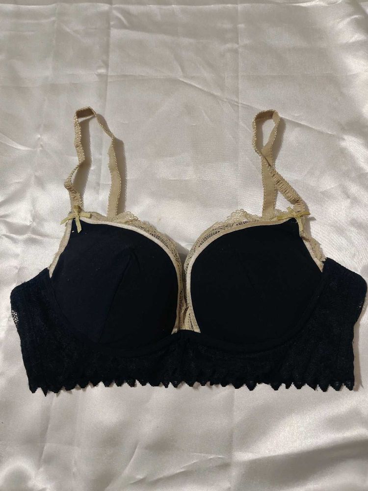 Black Lace Trim Push-Up Bra