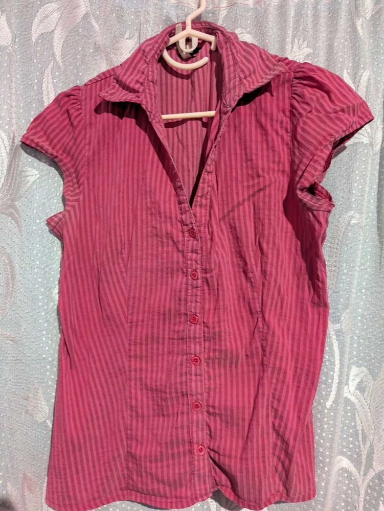 y2k PINK FITTED BUTTON TOP