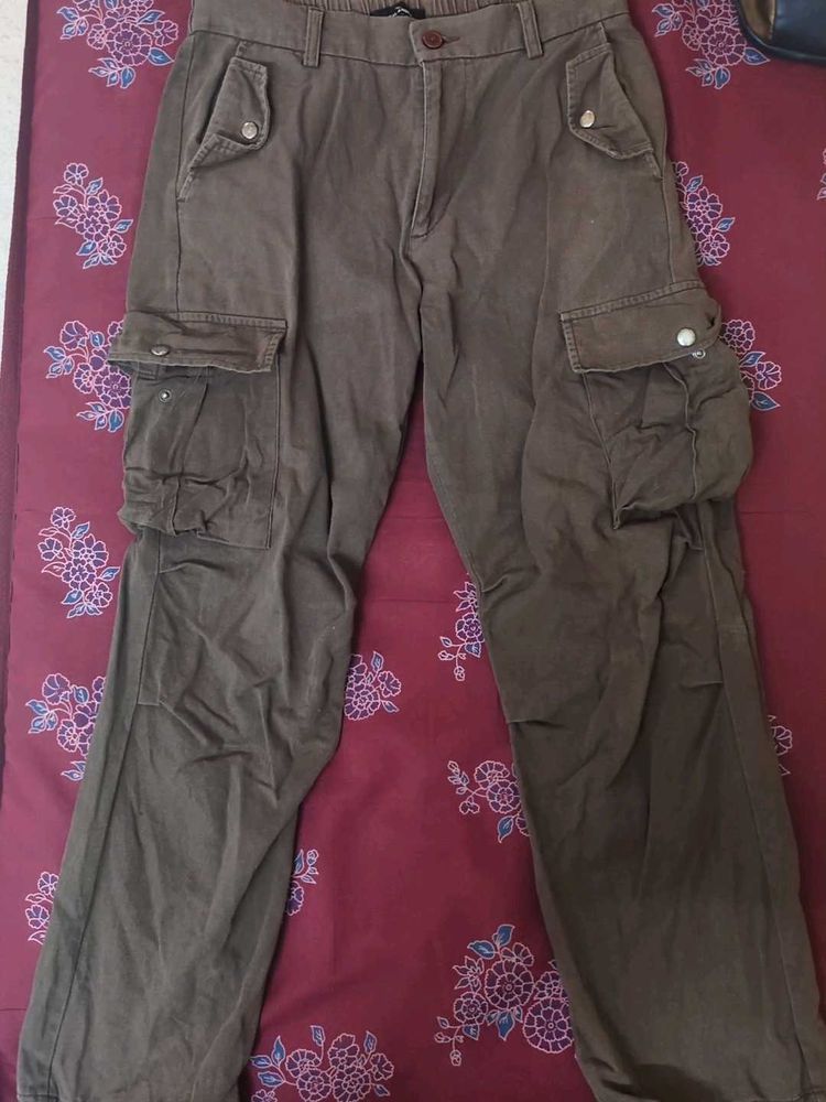 baggy pants