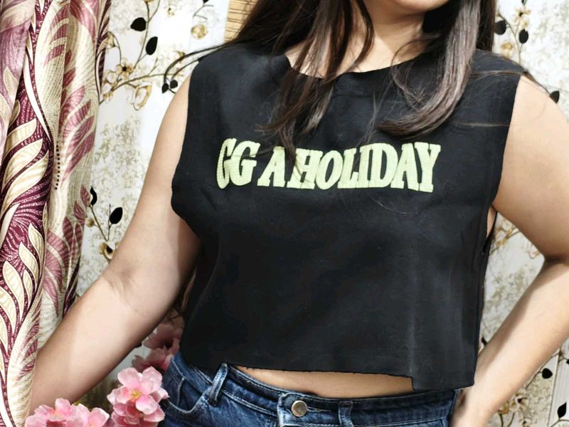 Graphic Crop Top