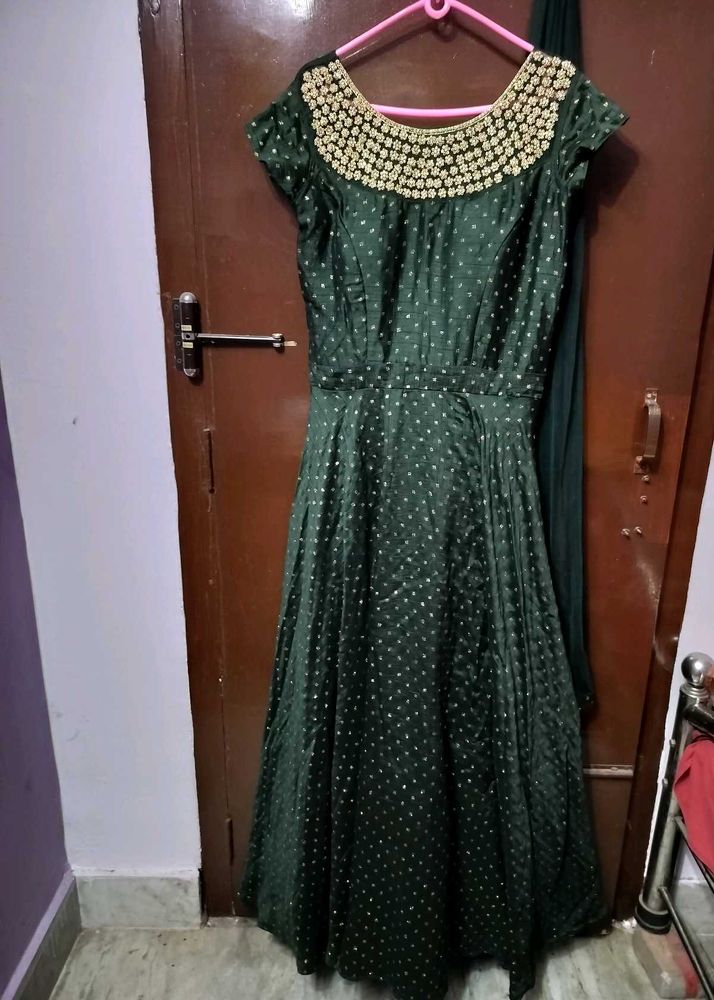 Elegant Green Ethnic Gown with golden work ✨