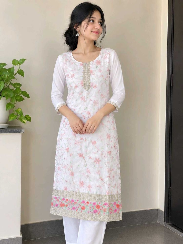 Embroidered Kurta Set