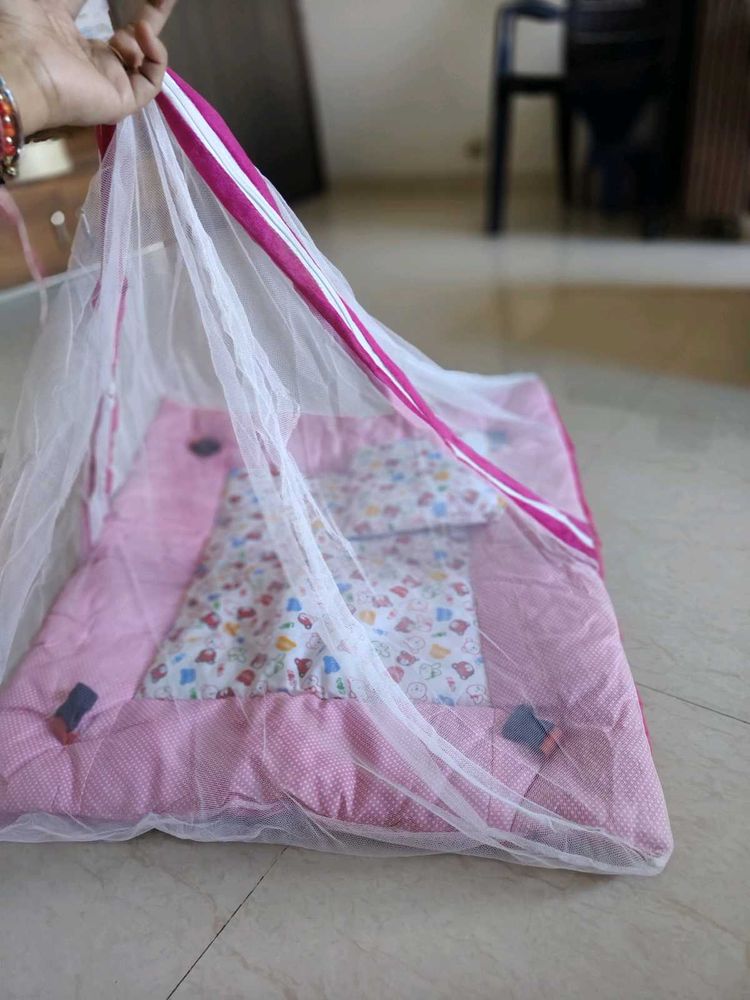 Infant Bedding &amp; Pillow  With Mostique Net