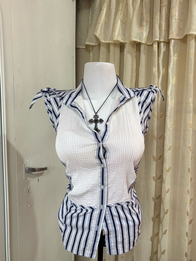 Chic Striped &amp; Textured Button-Up Top