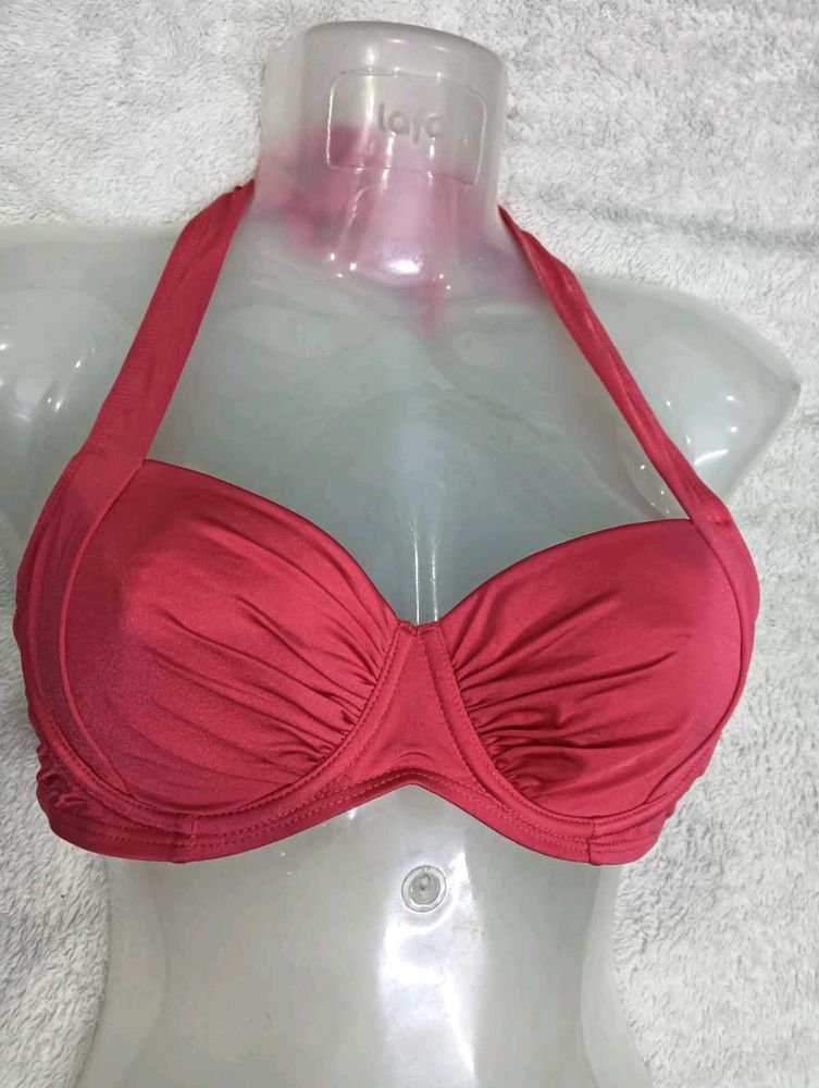 Stylish Red 🇦🇮Bikini Top