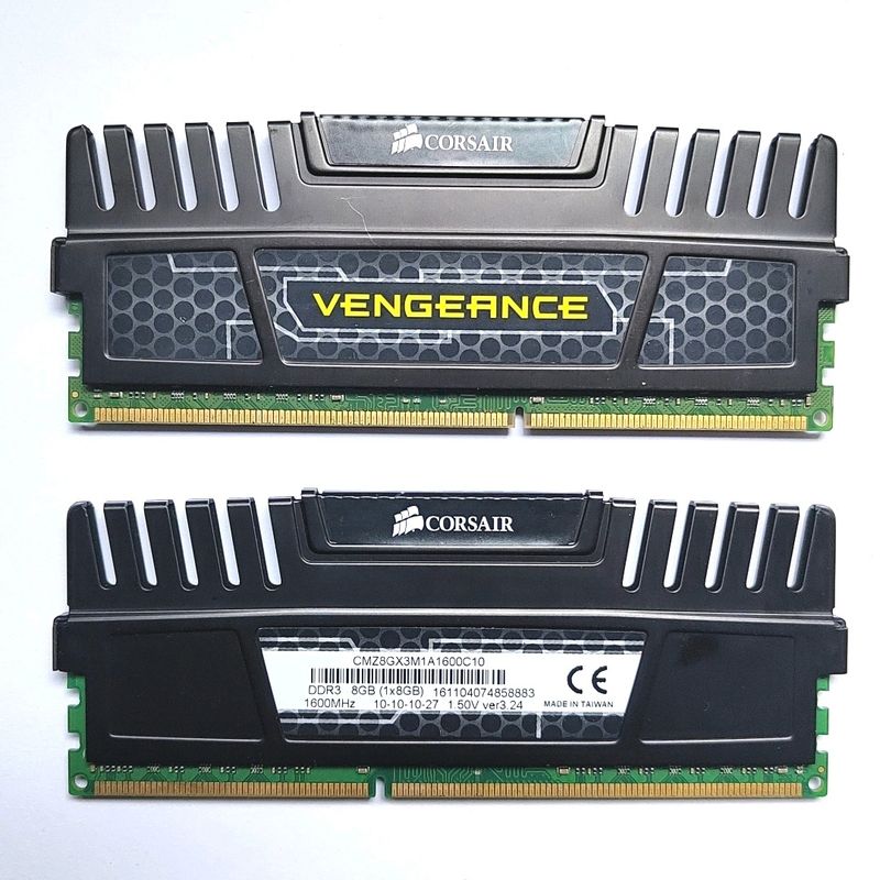 Corsair Vengeance 8x2 16 Gb RAM DDR 3