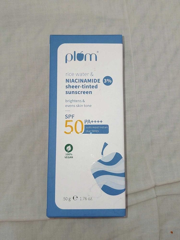 Plum Rice Water &amp; Niacinamide Tinted Sunscreen