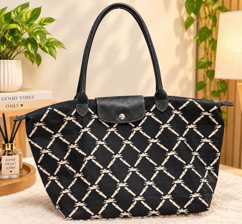 Longchamp le philage tote