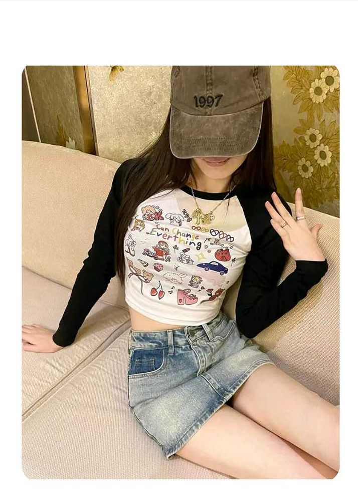 Cute Graphic Long Sleeve Crop Top