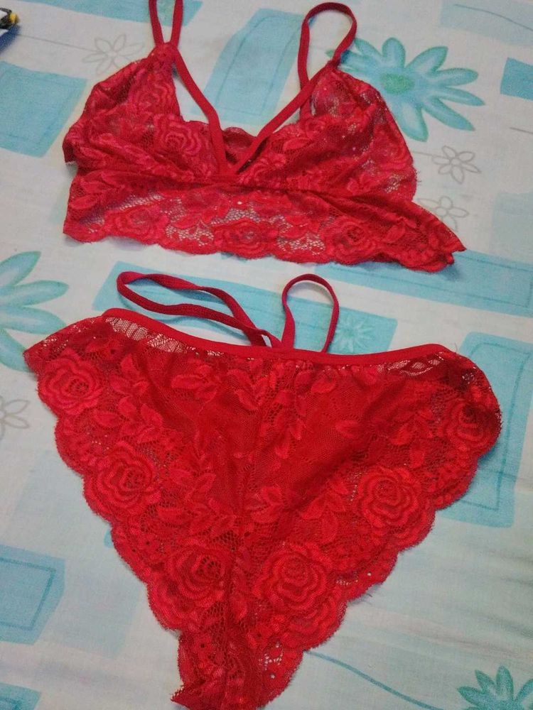 Red Lace Set